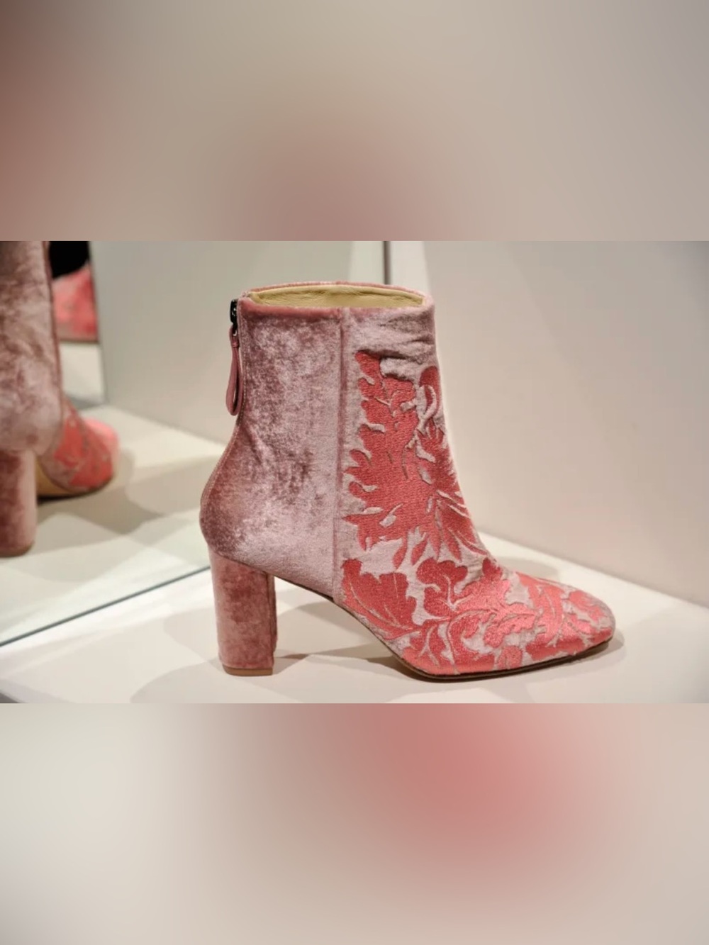 RARE ALEXANDRE BIRMAN FALL 2017 Runway Pink Y2K Luxury Archive Boots